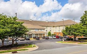 Suburban Studios Near University Of North Carolina-charlotte Hotel United States